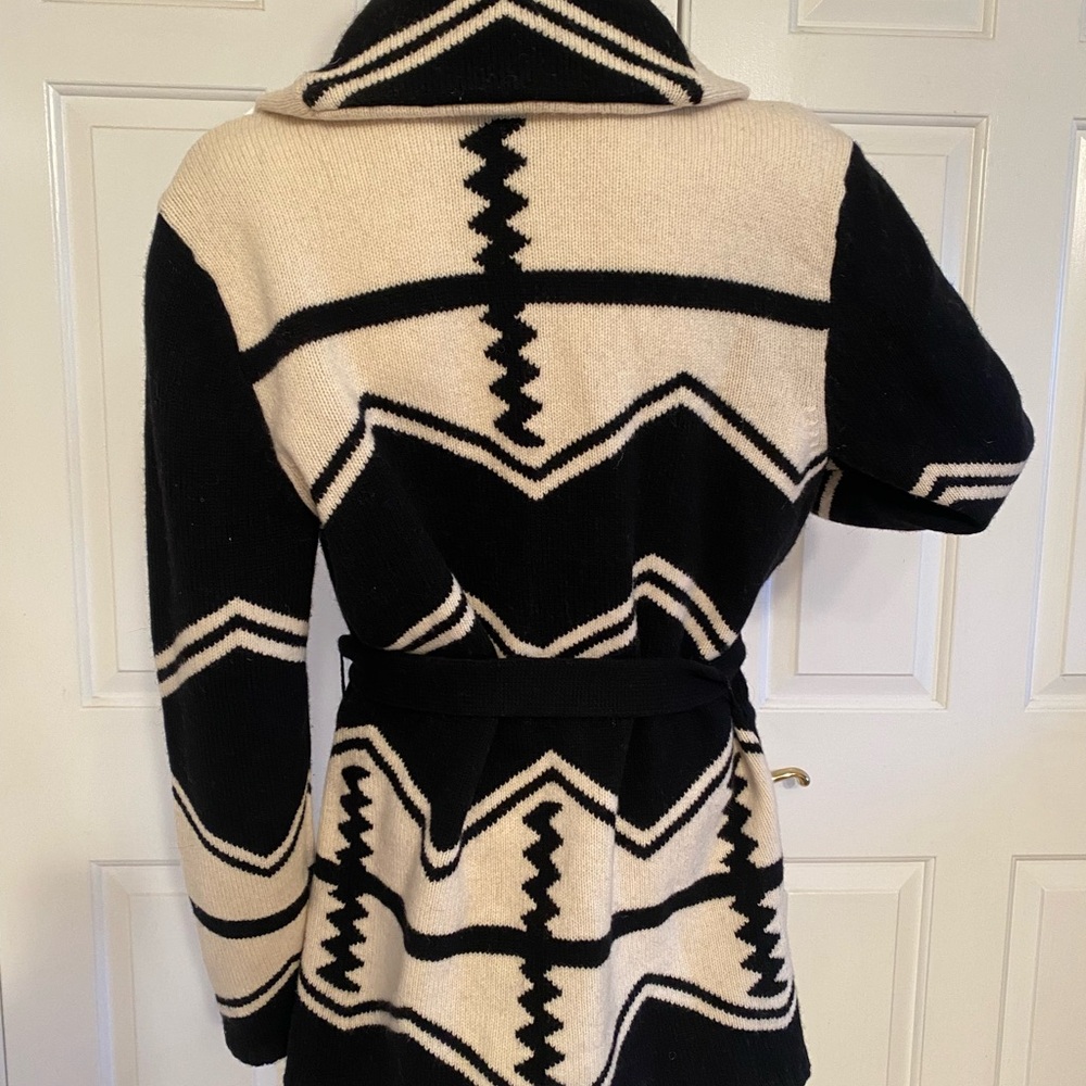 Ralph Lauren Black and Cream Geometric Lambswool Cardigan Size XL - Picture 3 of 5